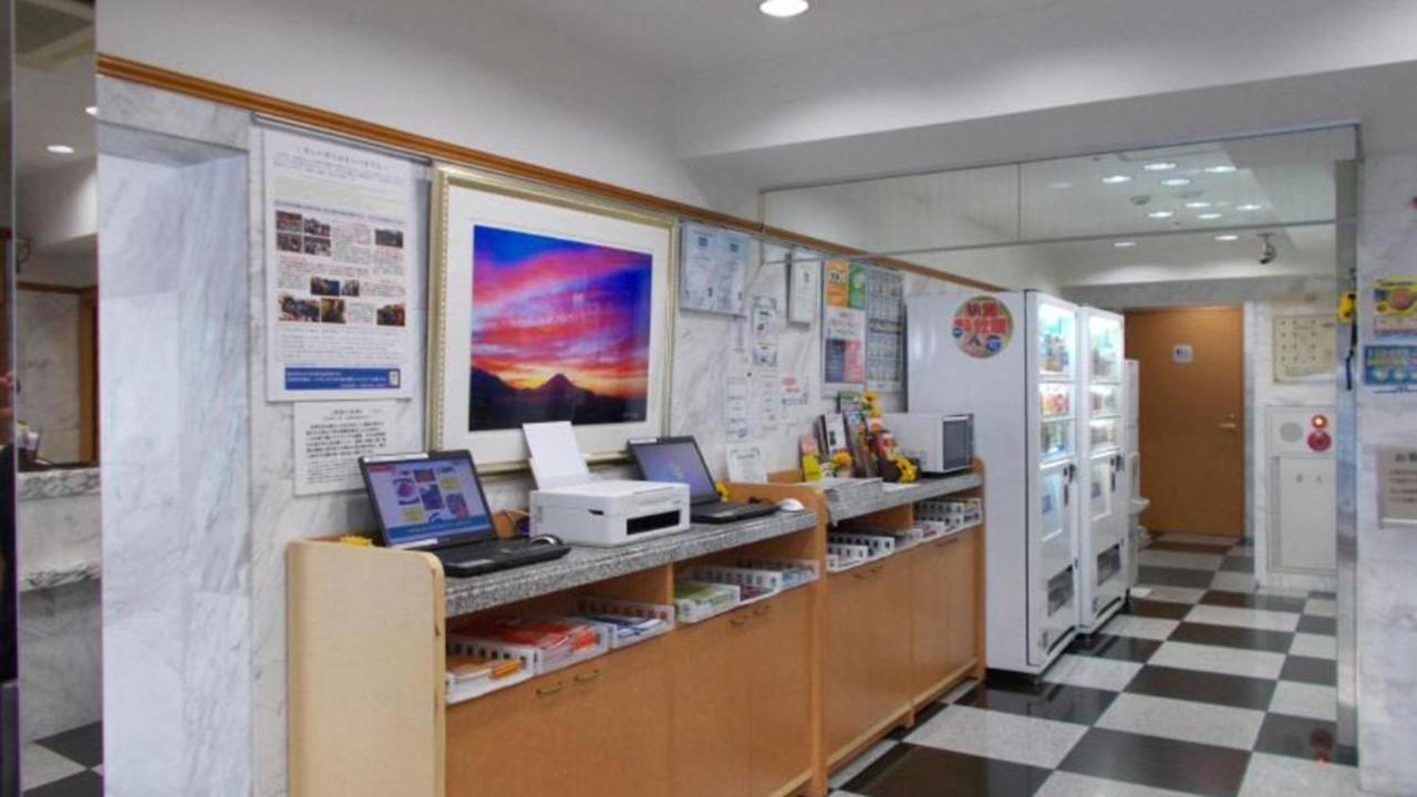 Toyoko Inn Tokyo Asakusa Senzoku Tsukuba Express Eksteriør billede