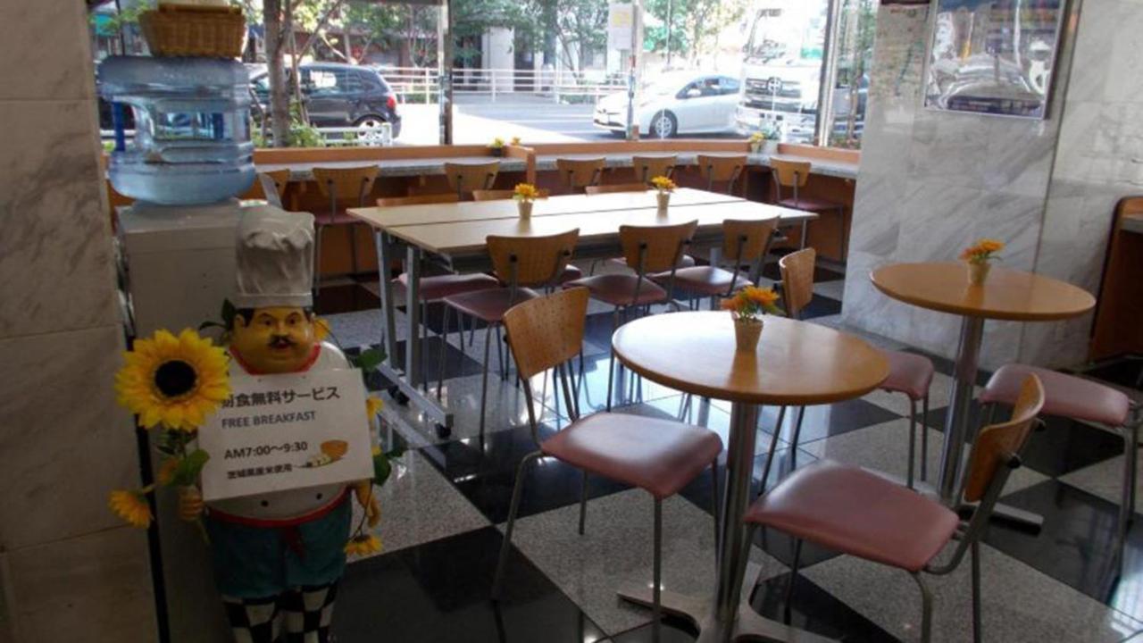 Toyoko Inn Tokyo Asakusa Senzoku Tsukuba Express Eksteriør billede