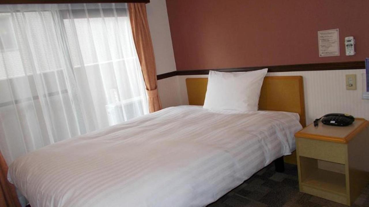 Toyoko Inn Tokyo Asakusa Senzoku Tsukuba Express Eksteriør billede