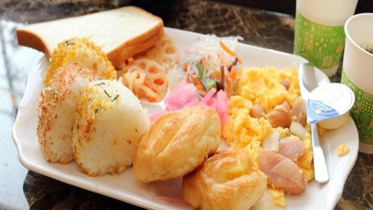 Toyoko Inn Tokyo Asakusa Senzoku Tsukuba Express Eksteriør billede