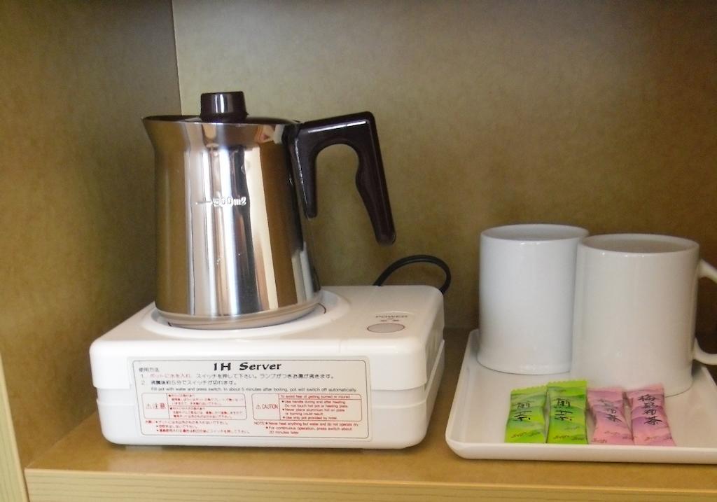 Toyoko Inn Tokyo Asakusa Senzoku Tsukuba Express Eksteriør billede