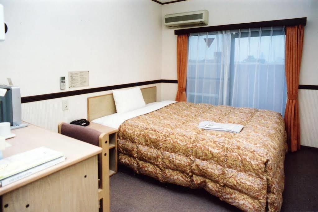 Toyoko Inn Tokyo Asakusa Senzoku Tsukuba Express Eksteriør billede