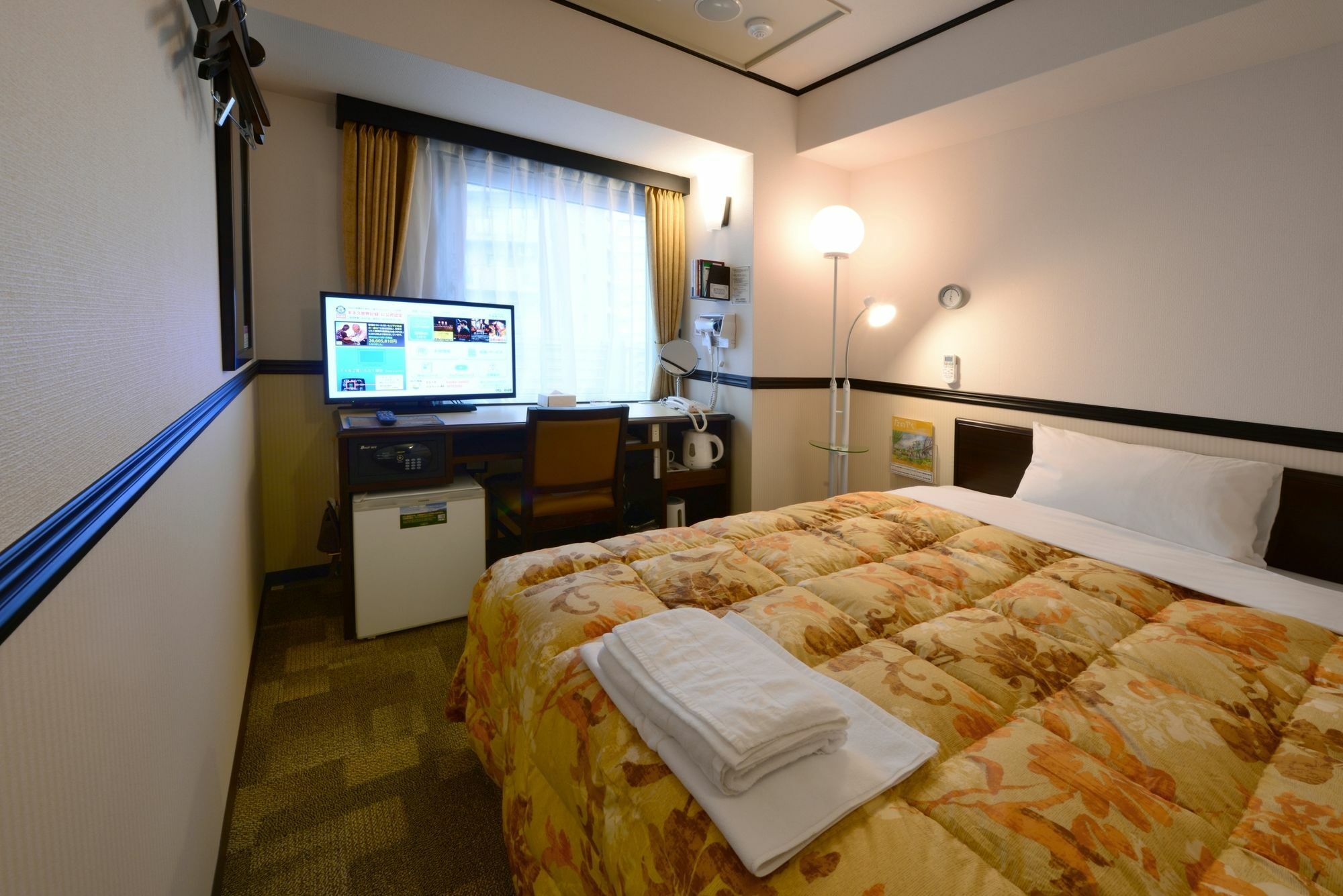 Toyoko Inn Tokyo Asakusa Senzoku Tsukuba Express Eksteriør billede